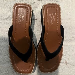 Crown Vintage Black Cow Guanto Nubuck Flip Flops - Size 6